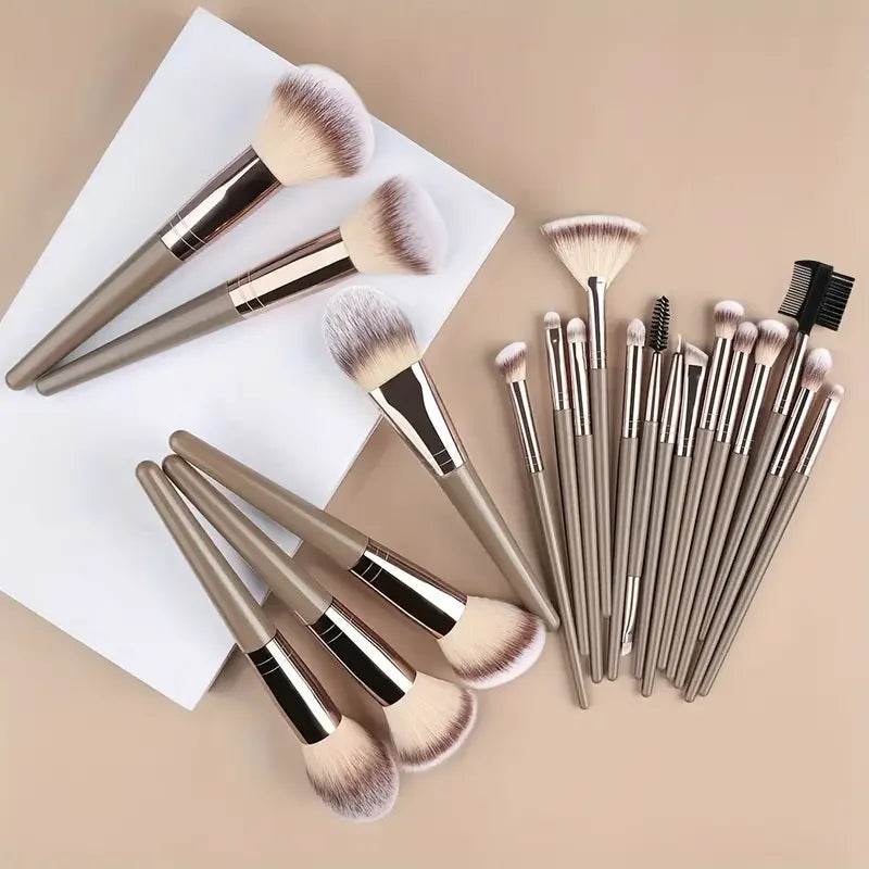 Complete Professional Make Up Brush Set -  Glowcella
